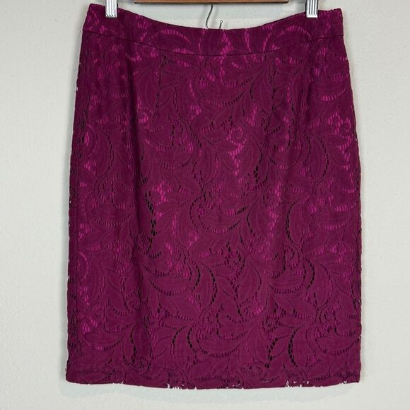 Cabi Plumberry Lace Overlay Straight Pencil Skirt 6 - Picture 1 of 7